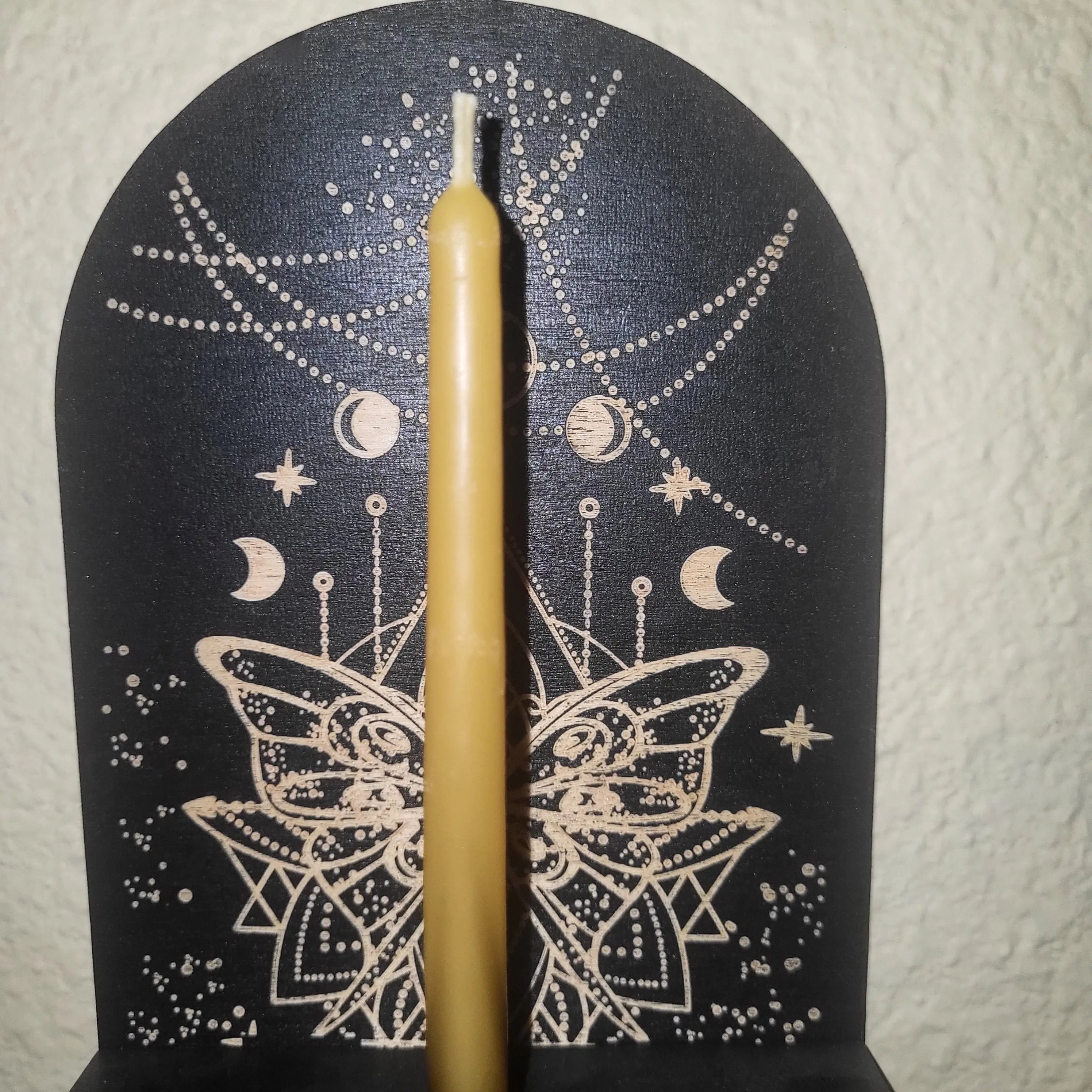 Taper Candles – 100% Pure Beeswax 5" - Witchy wonder