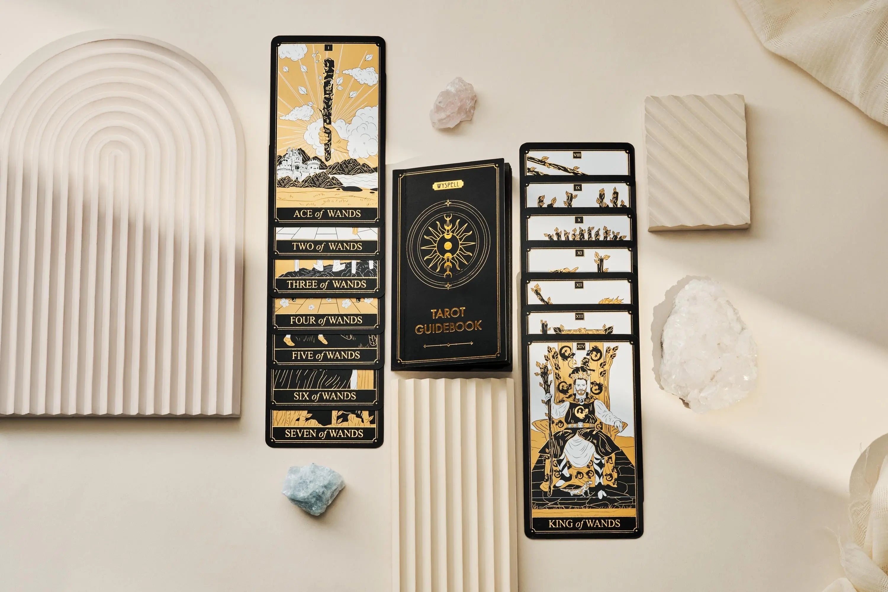 Gold Tarot Deck - Witchy wonder