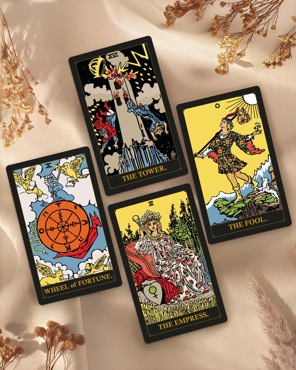 Classic Black Tarot - Witchy wonder