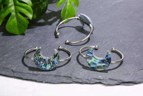 Abalone Shell Moon Bracelet - Witchy wonder