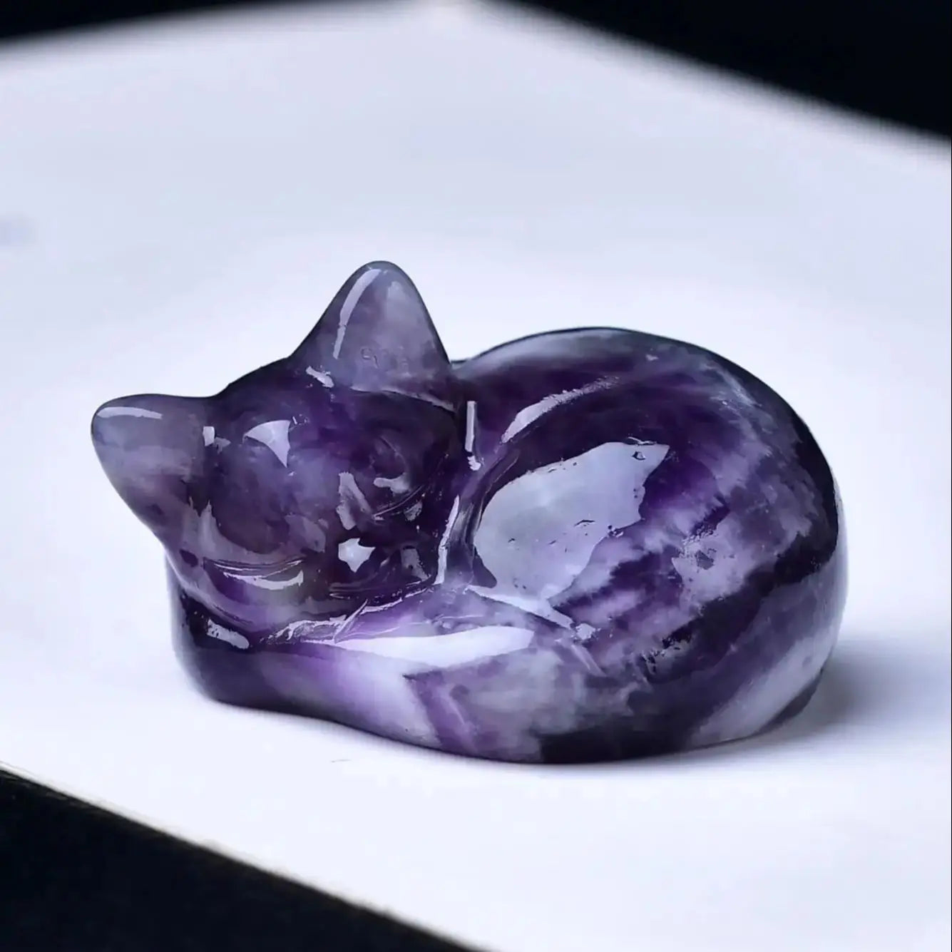 Crystal Sleeping Cat Statue - Witchy wonder