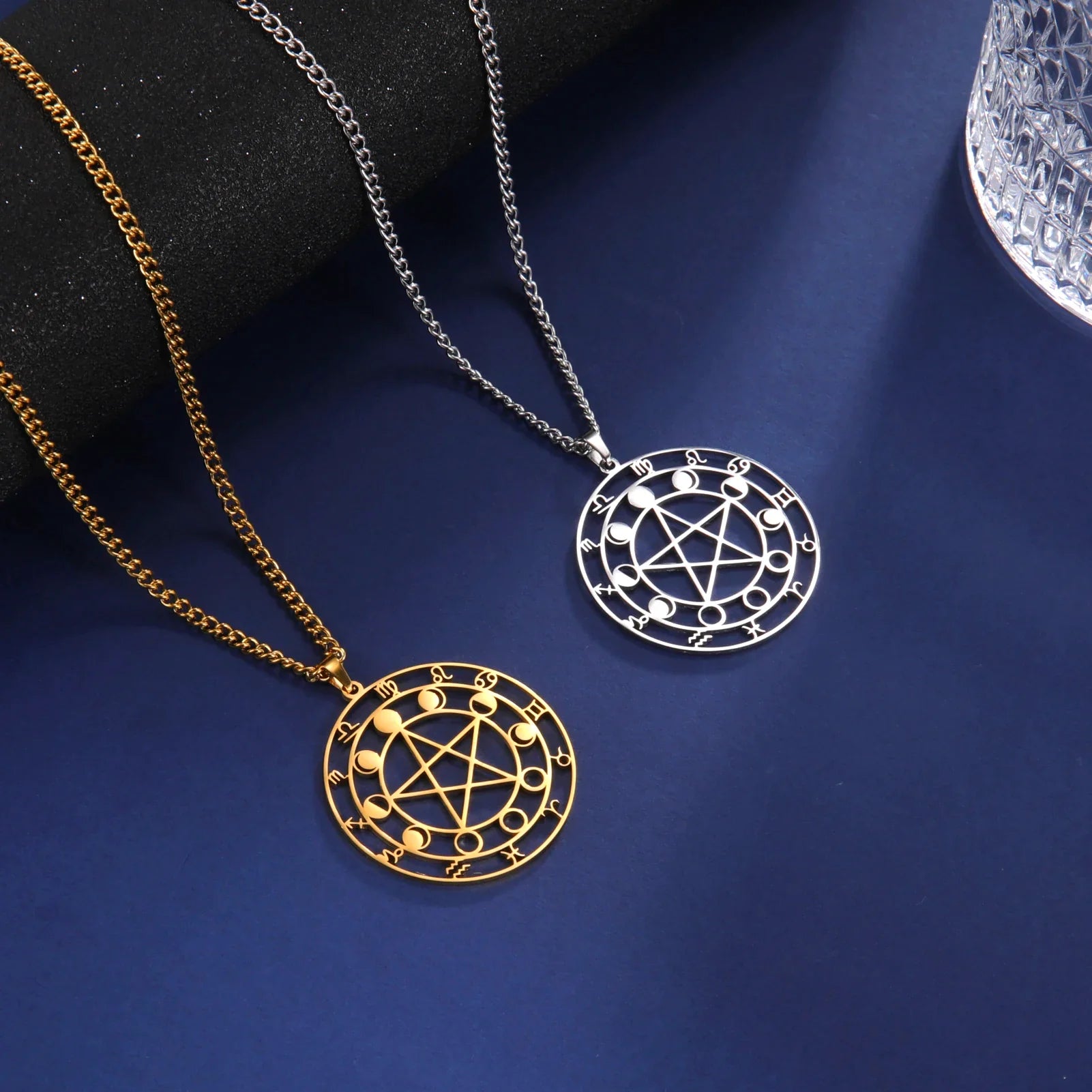 Pentacle Symbols Necklace - Witchy wonder