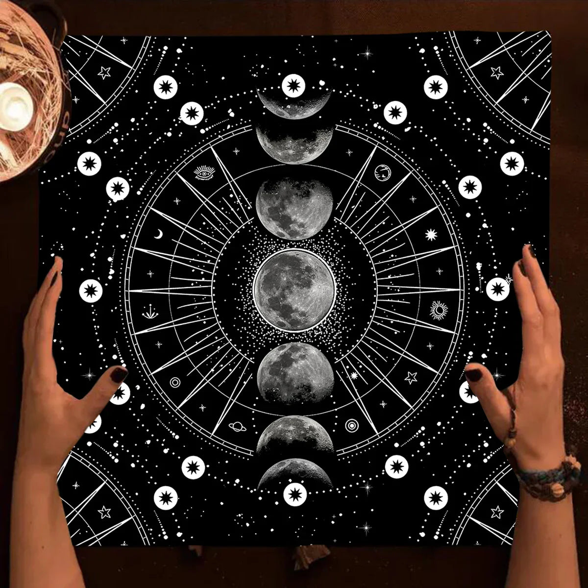 Moon Phase Altar Cloth - Witchy wonder