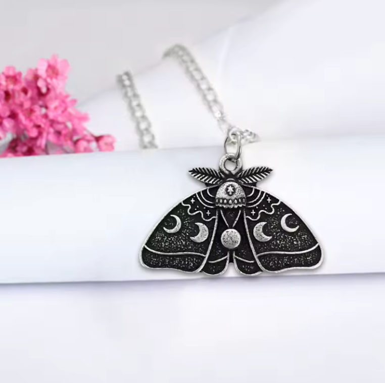 Moth Moon Phase Necklace - Witchy wonder