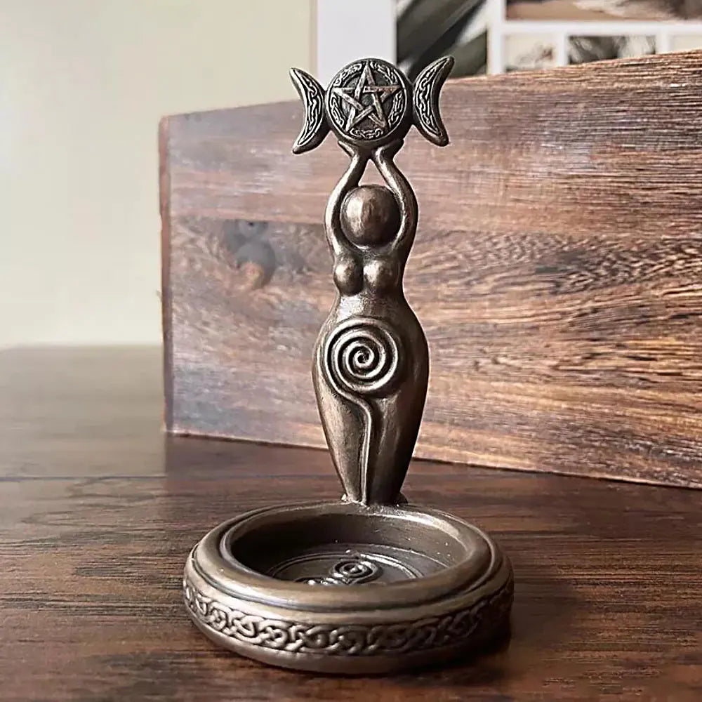 Goddess Triple Moon Candle Holder - Witchy wonder