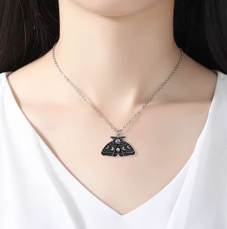 Moth Moon Phase Necklace - Witchy wonder