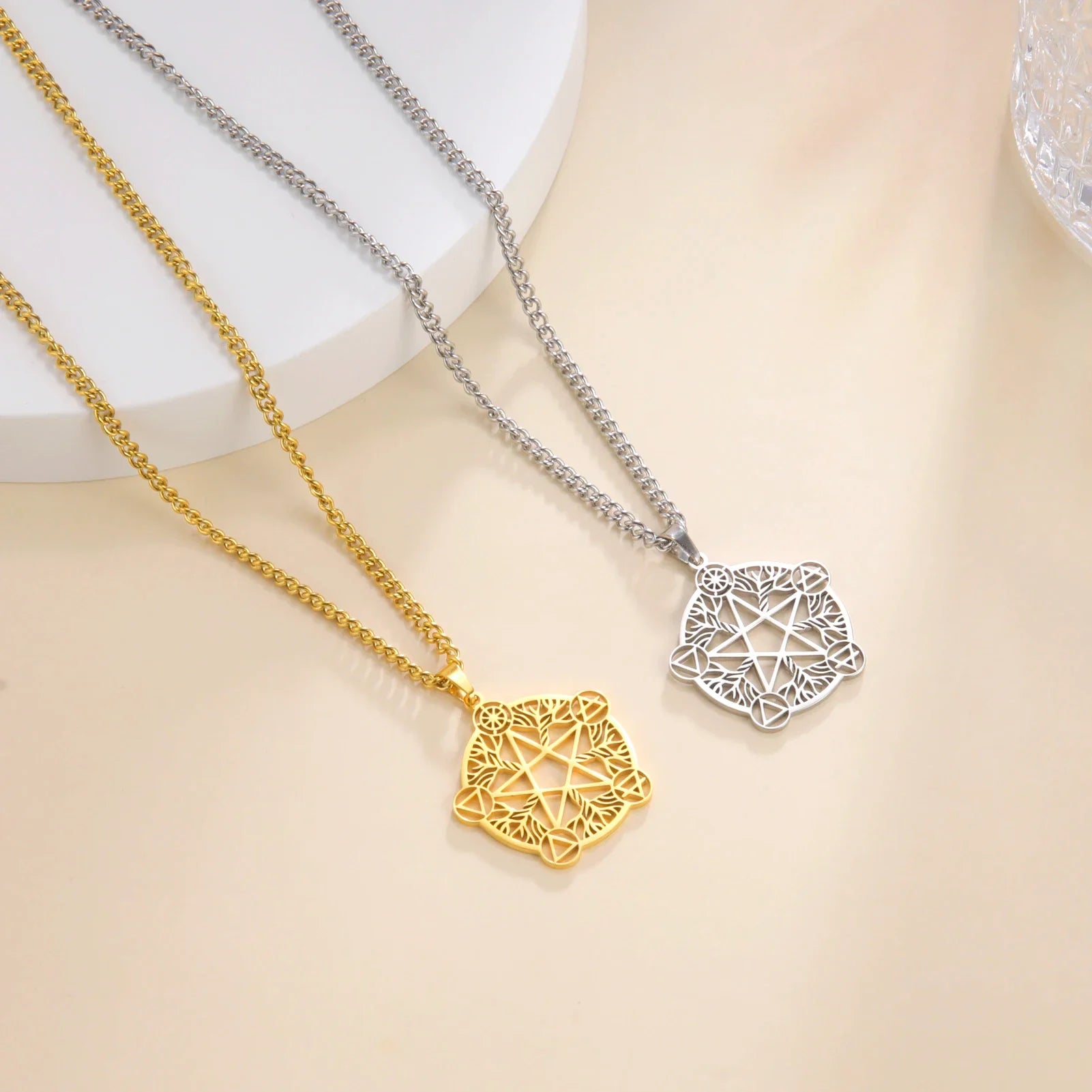 Pentacle Symbols Necklace - Witchy wonder