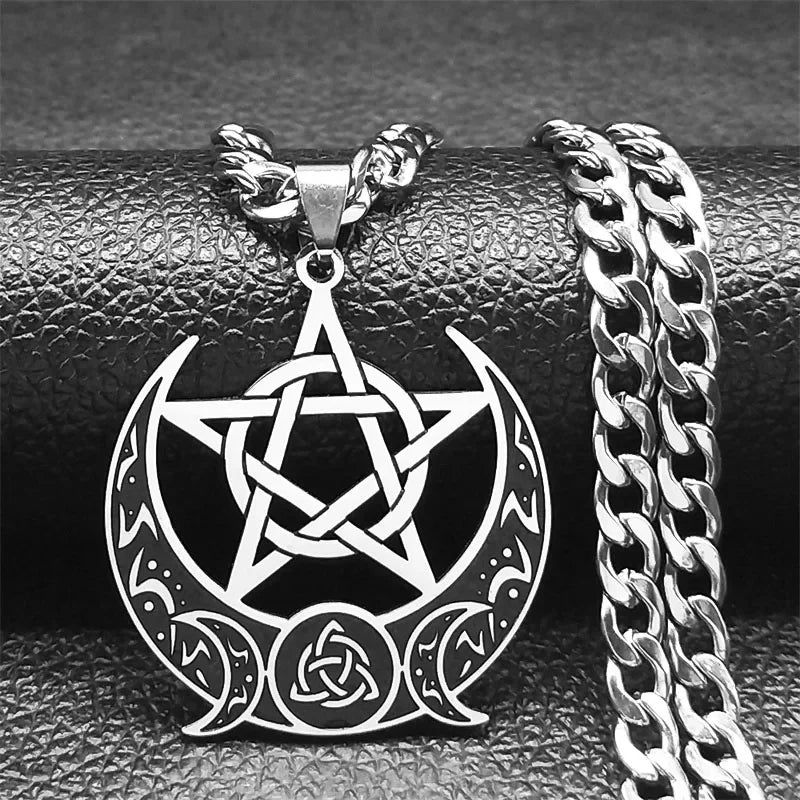 Celtic Moon Design Necklaces - Witchy wonder