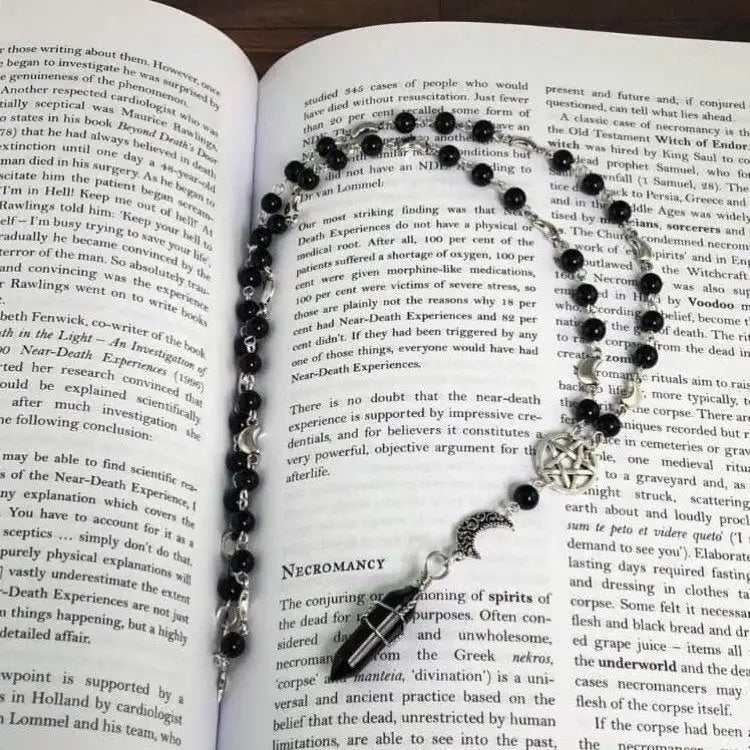 Pentacle Moon Onyx Bead Necklace - Witchy wonder