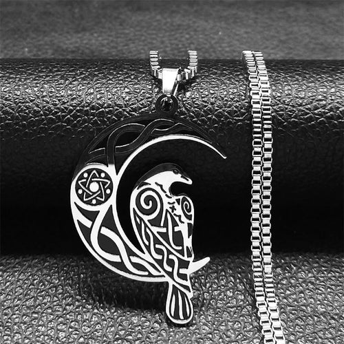 Celtic Moon Design Necklaces - Witchy wonder