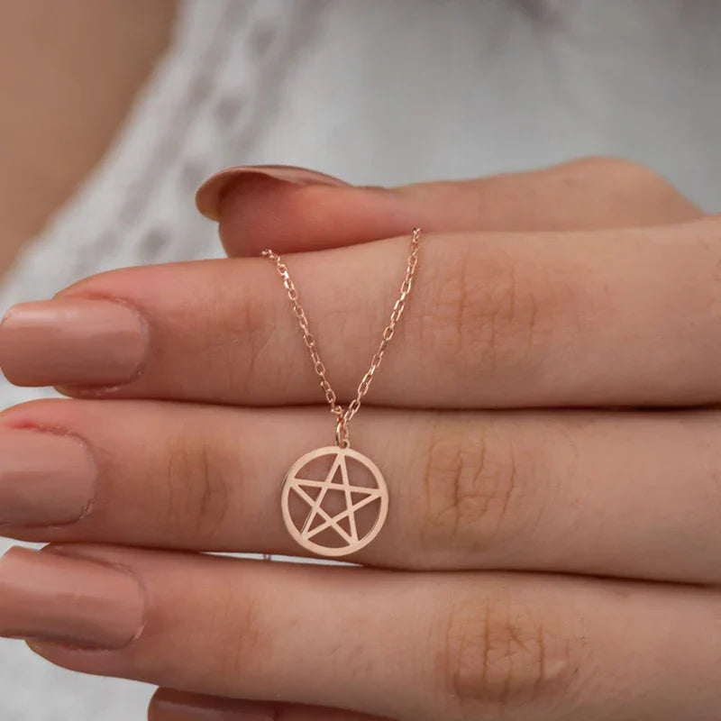 Pentacle Chain Necklace - Witchy wonder