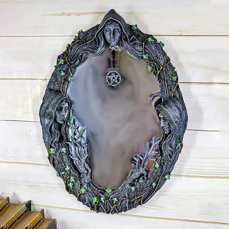 Triple Goddess Mirror - Witchy wonder