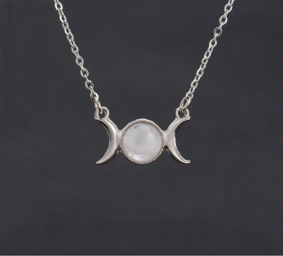 Triple Moon Crystal Necklaces - Witchy wonder