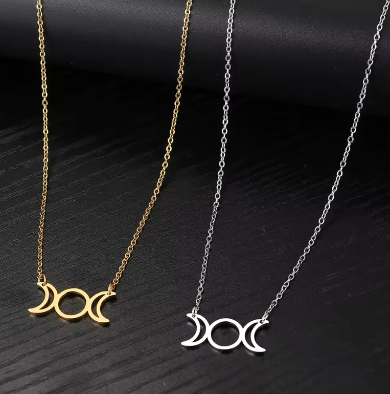 Triple Moon Goddess Necklace - Witchy wonder