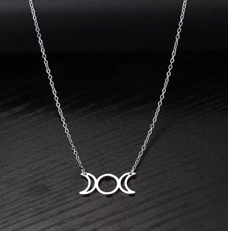 Triple Moon Goddess Necklace - Witchy wonder