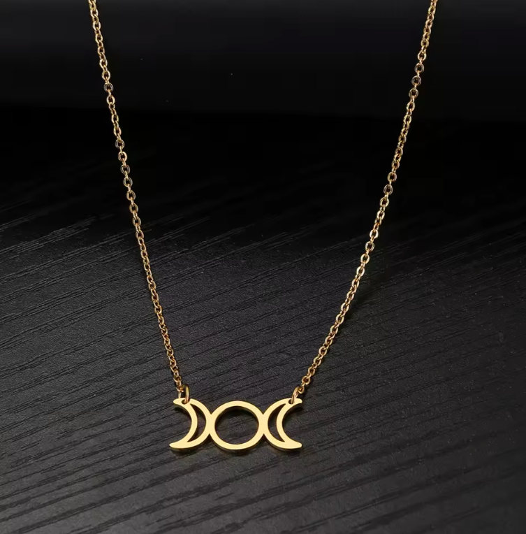 Triple Moon Goddess Necklace - Witchy wonder