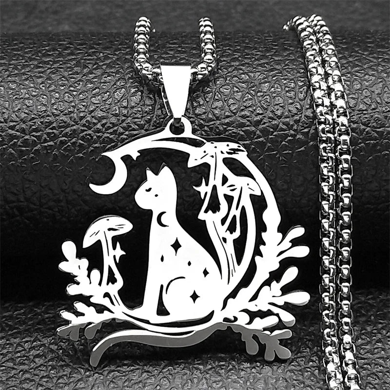 Cat Moon Mushroom Necklace - Witchy wonder