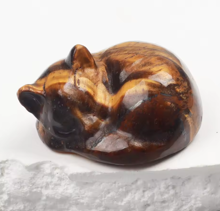 Crystal Sleeping Cat Statue - Witchy wonder