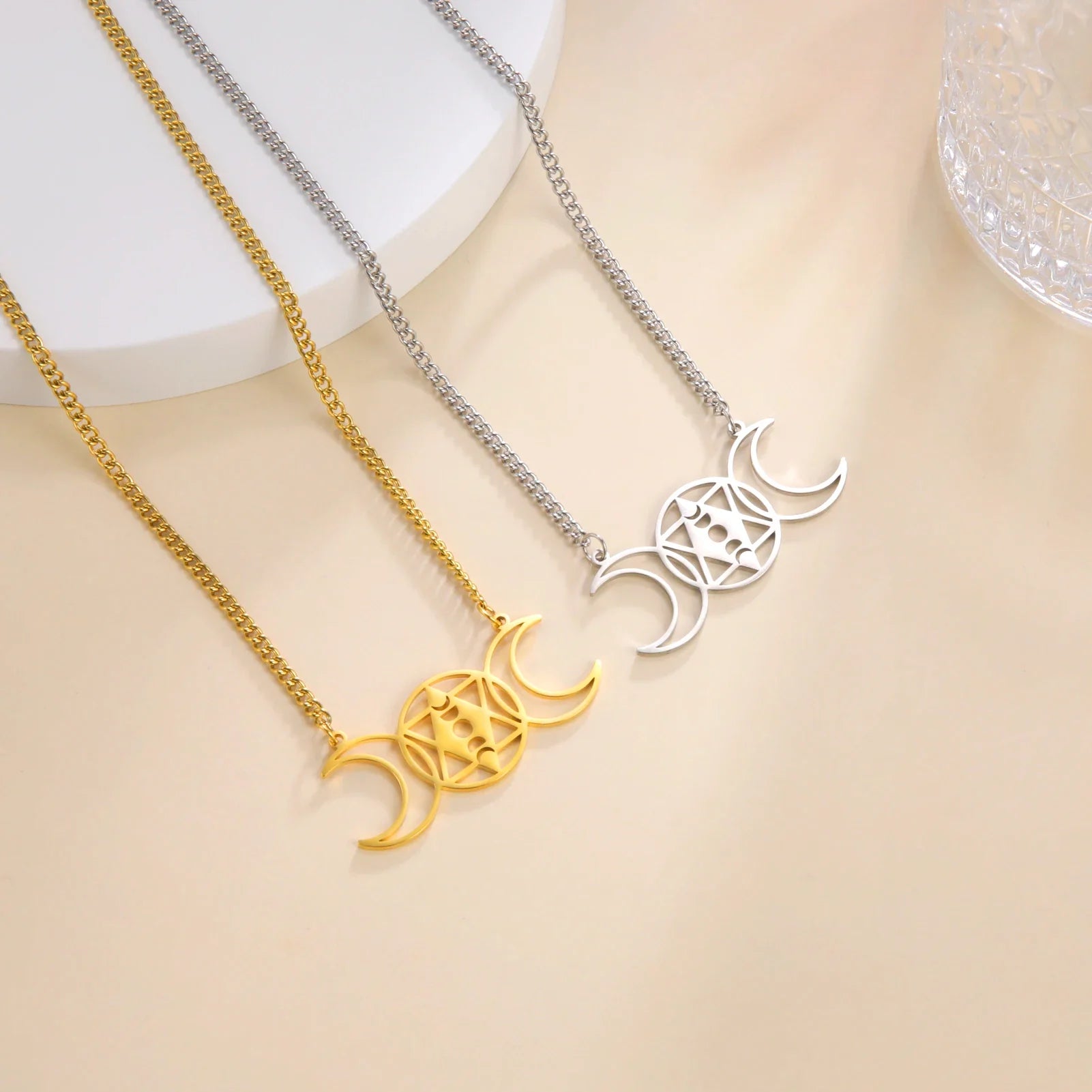 Pentacle Symbols Necklace - Witchy wonder