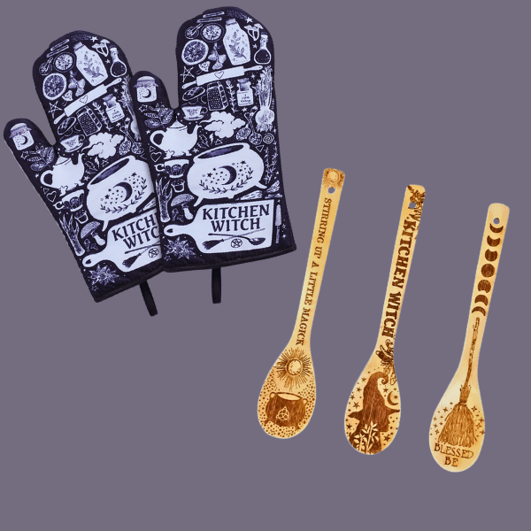 Kitchen Witch Oven Mitt Set - Witchy wonder